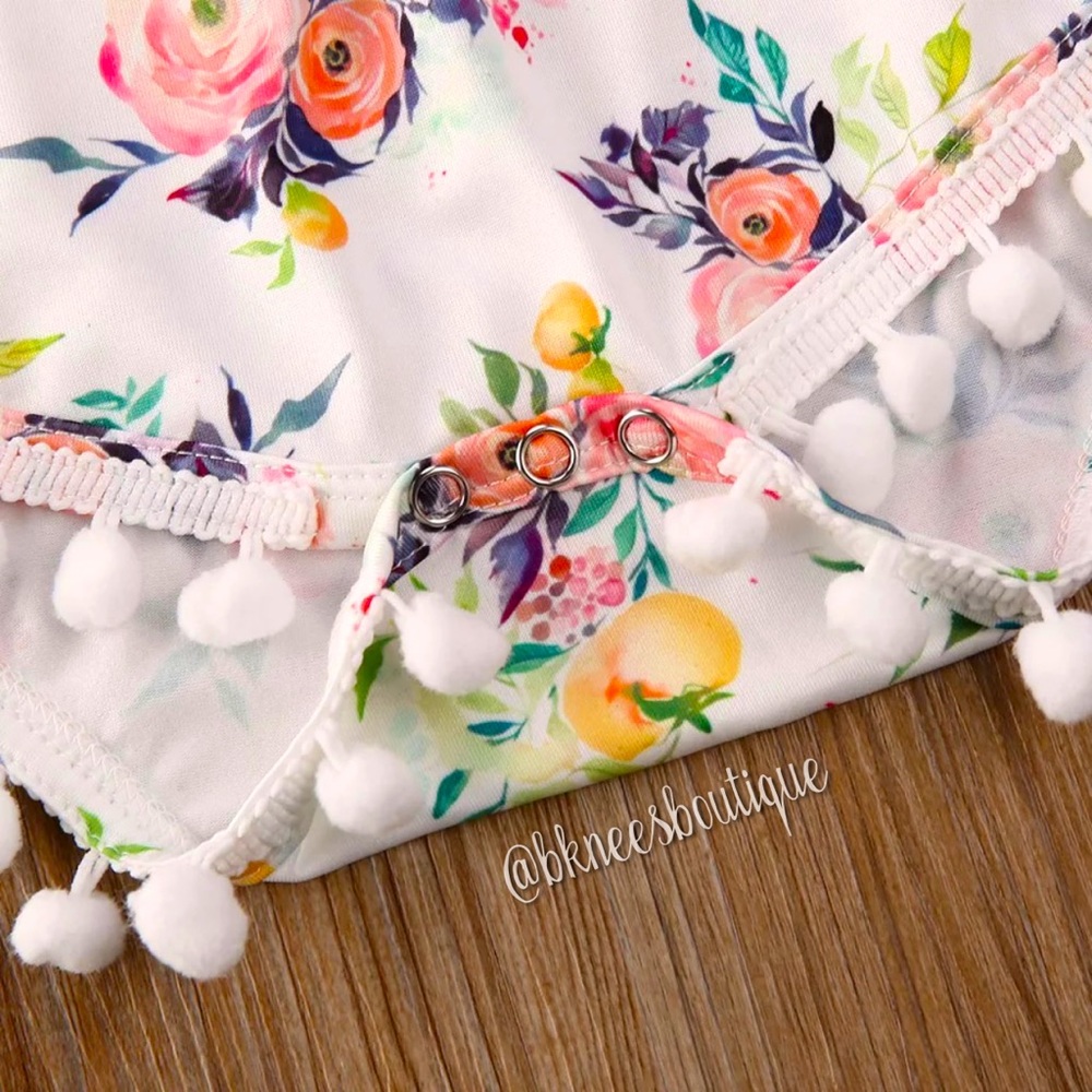 Babygirl Boutique Tassel Floral Onesie Romper Set - Picture 3 of 4